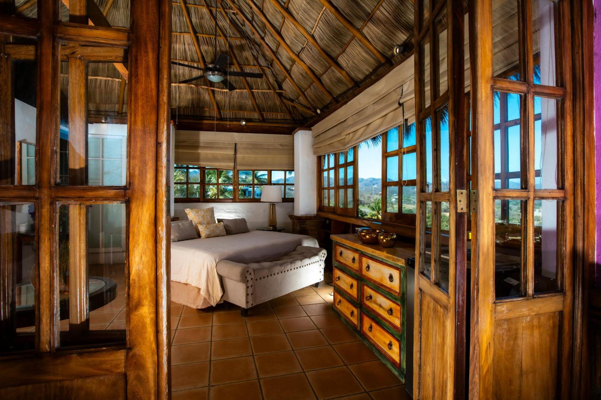 Villa Bella Bed & Breakfast Inn La Cruz de Huanacaxtle Екстер'єр фото